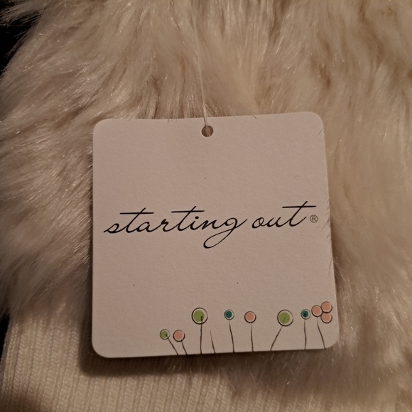 Starting out faux fur 9 month zip up vest NWT - Picture 3 of 6